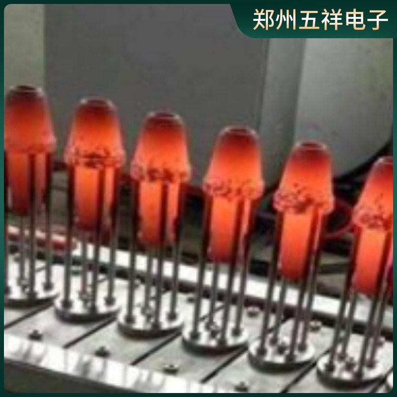 截齒焊接調(diào)質(zhì)一體化加熱設(shè)備客戶現(xiàn)場(chǎng)